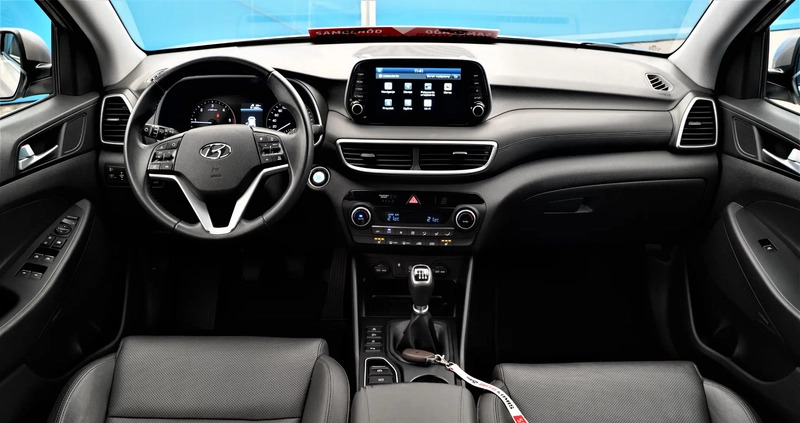 Hyundai Tucson cena 93990 przebieg: 80900, rok produkcji 2019 z Ryn małe 781